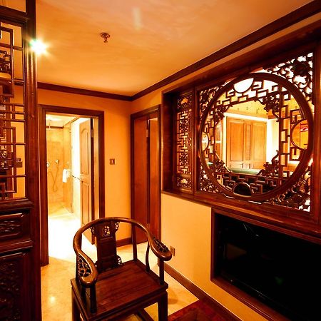 Lijiang Jinfu Hotel Buitenkant foto