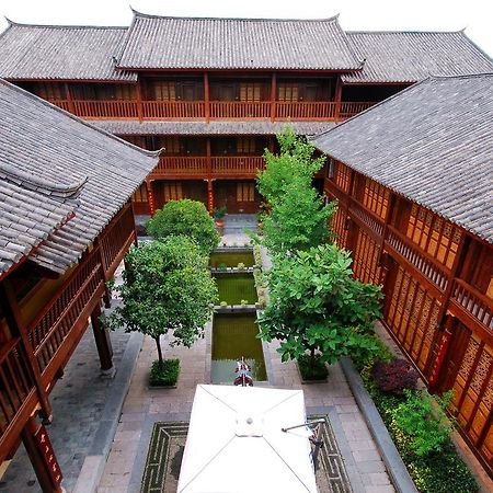 Lijiang Jinfu Hotel Buitenkant foto