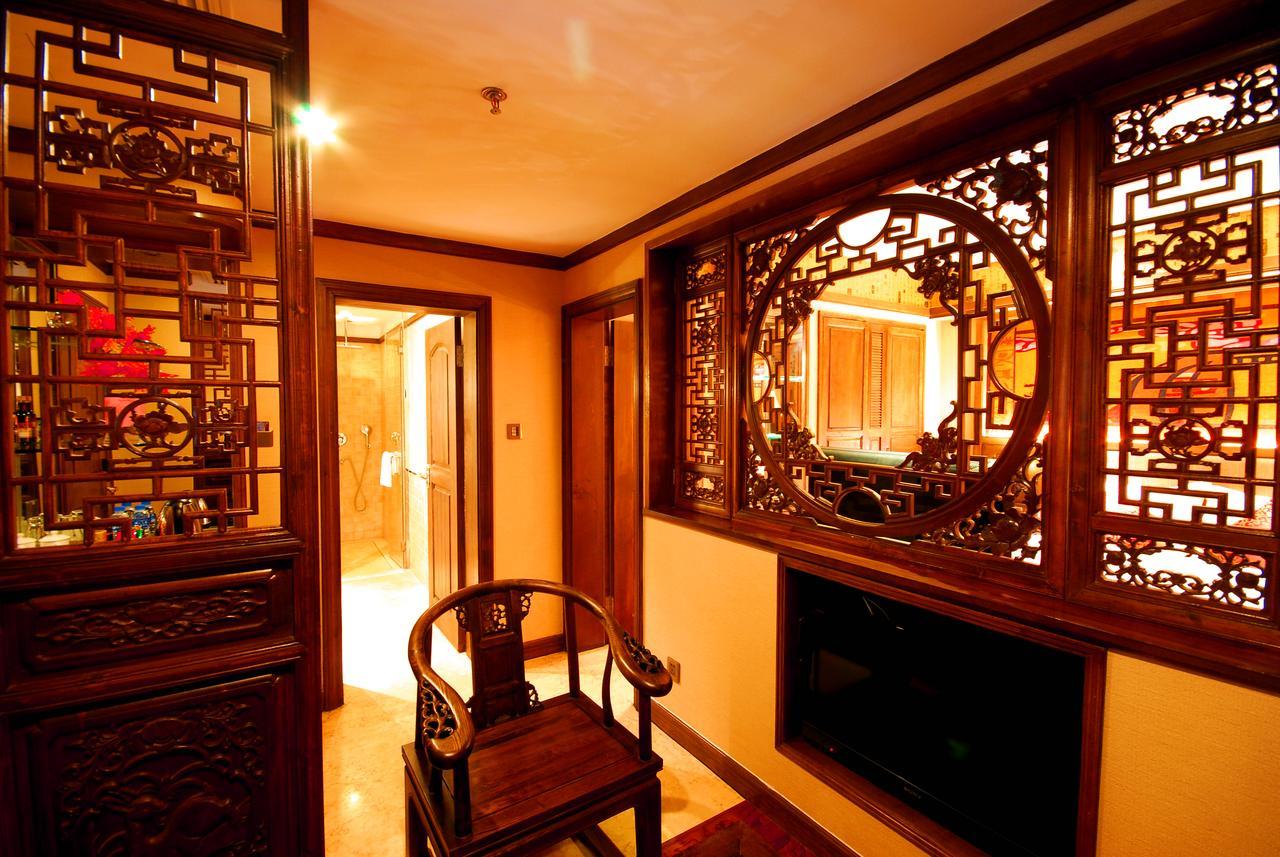 Lijiang Jinfu Hotel Buitenkant foto