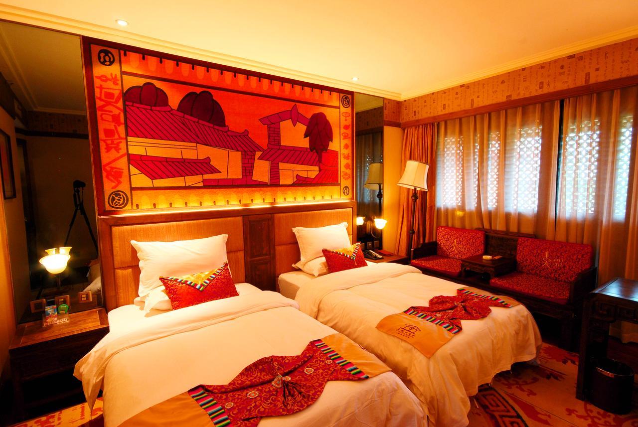 Lijiang Jinfu Hotel Buitenkant foto