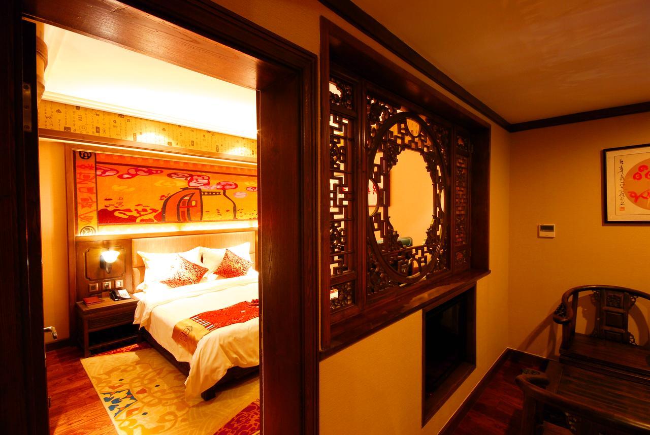 Lijiang Jinfu Hotel Buitenkant foto