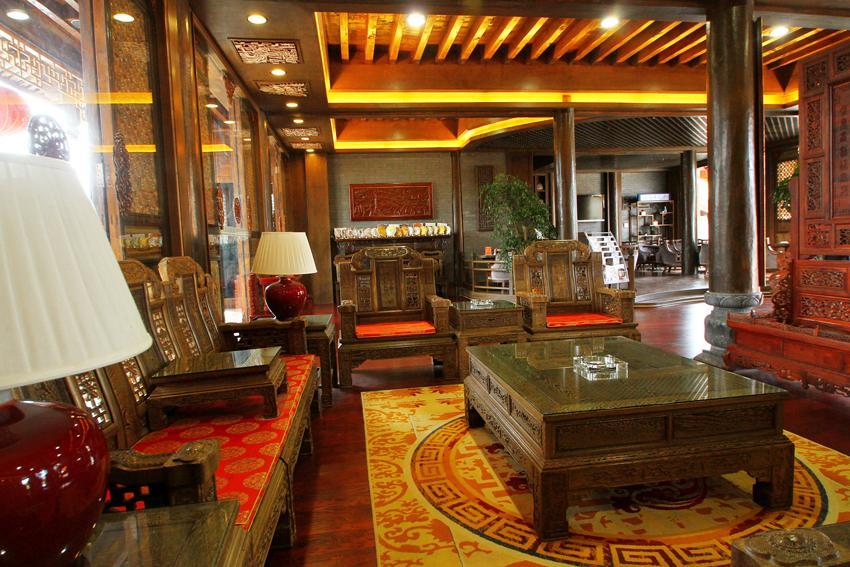 Lijiang Jinfu Hotel Buitenkant foto