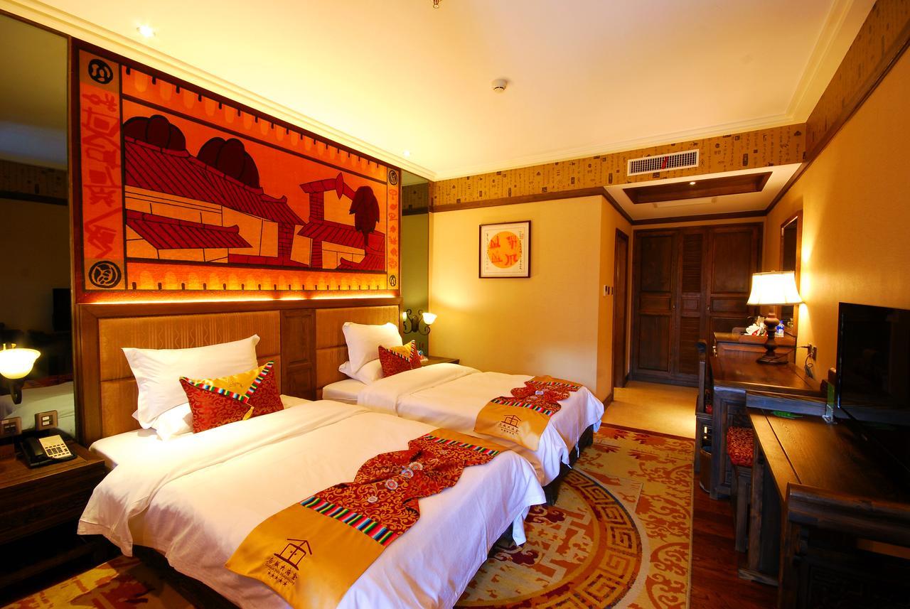 Lijiang Jinfu Hotel Buitenkant foto