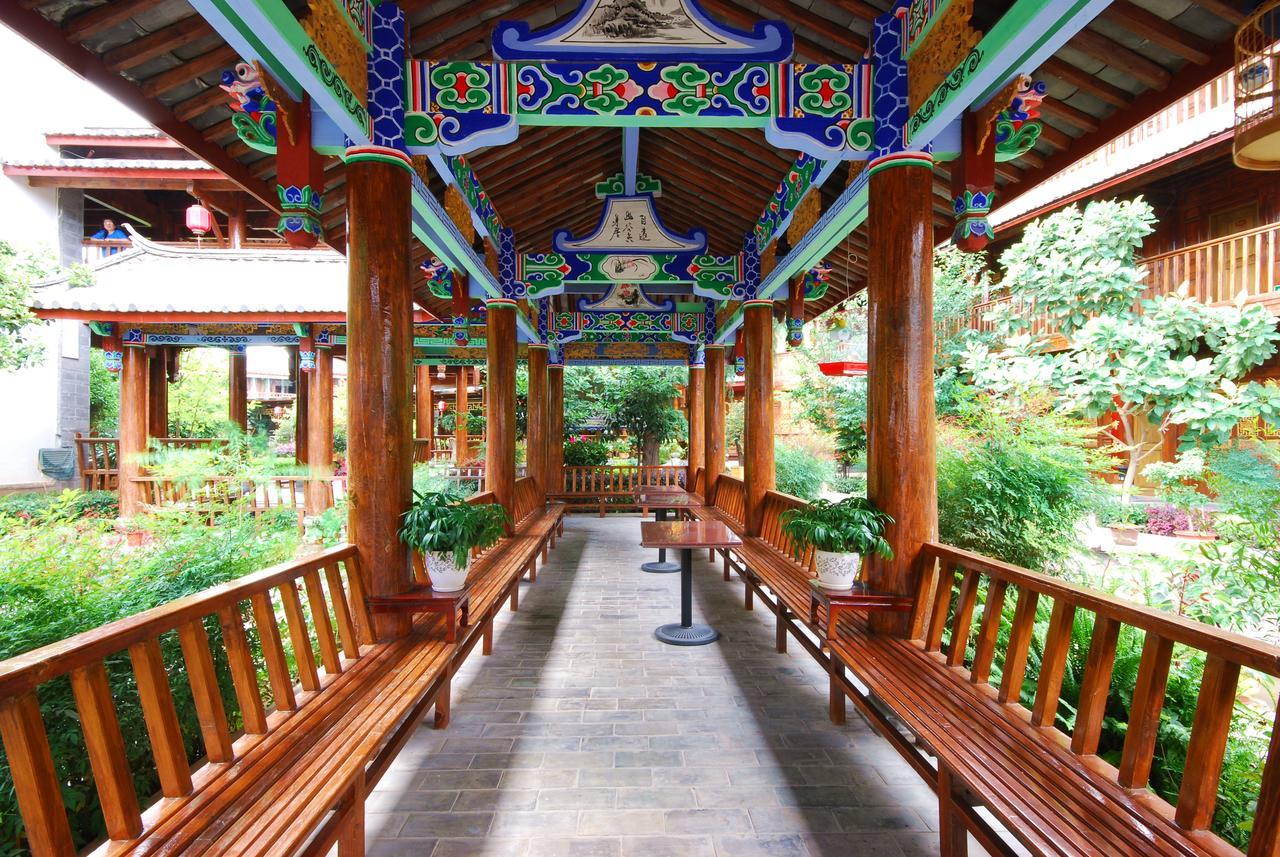 Lijiang Jinfu Hotel Buitenkant foto