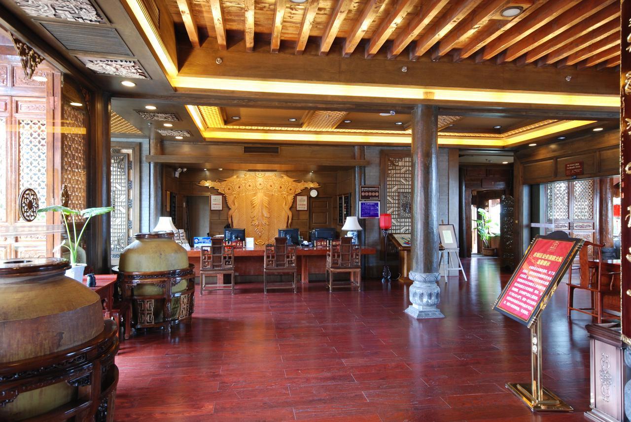 Lijiang Jinfu Hotel Buitenkant foto