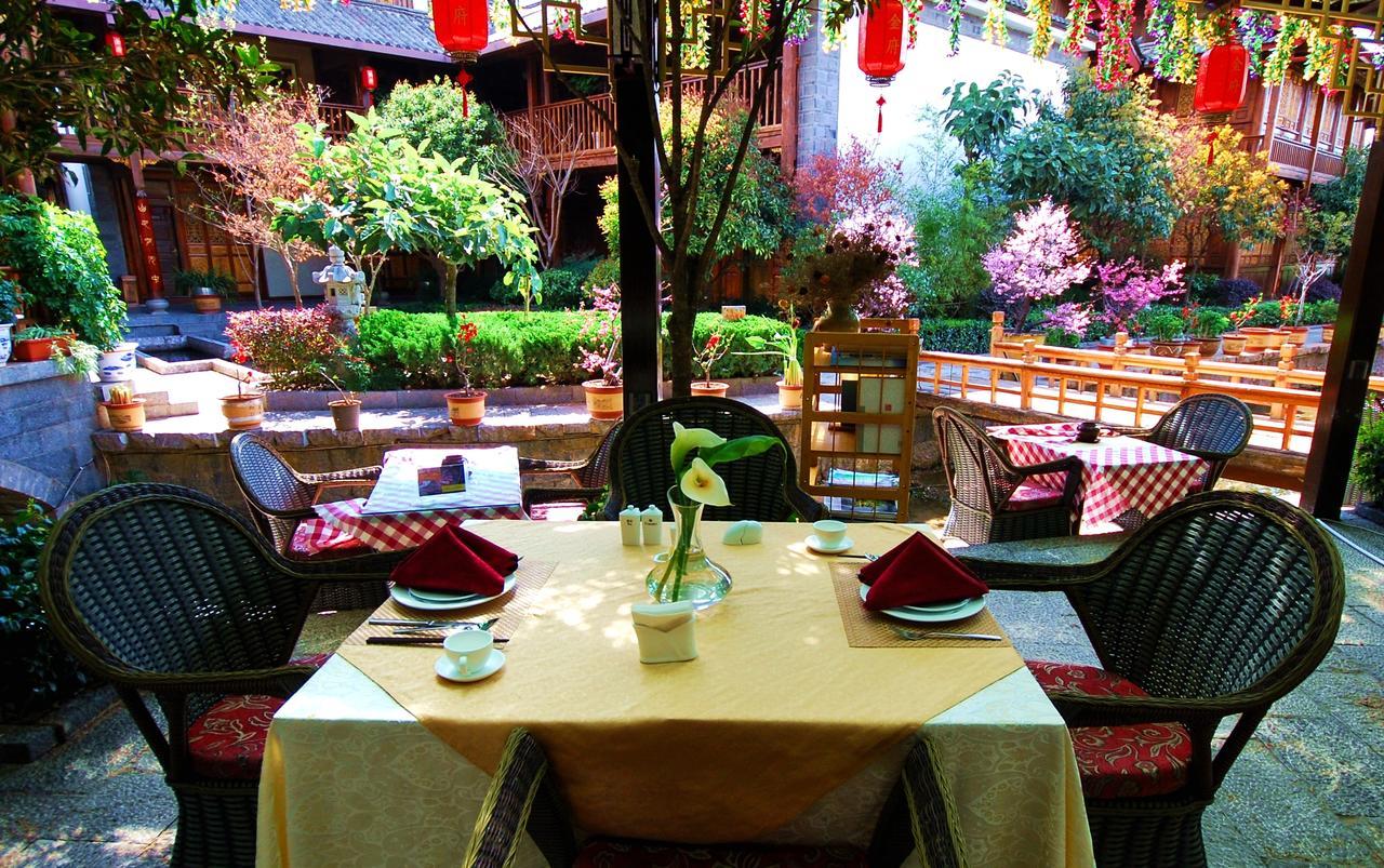 Lijiang Jinfu Hotel Buitenkant foto