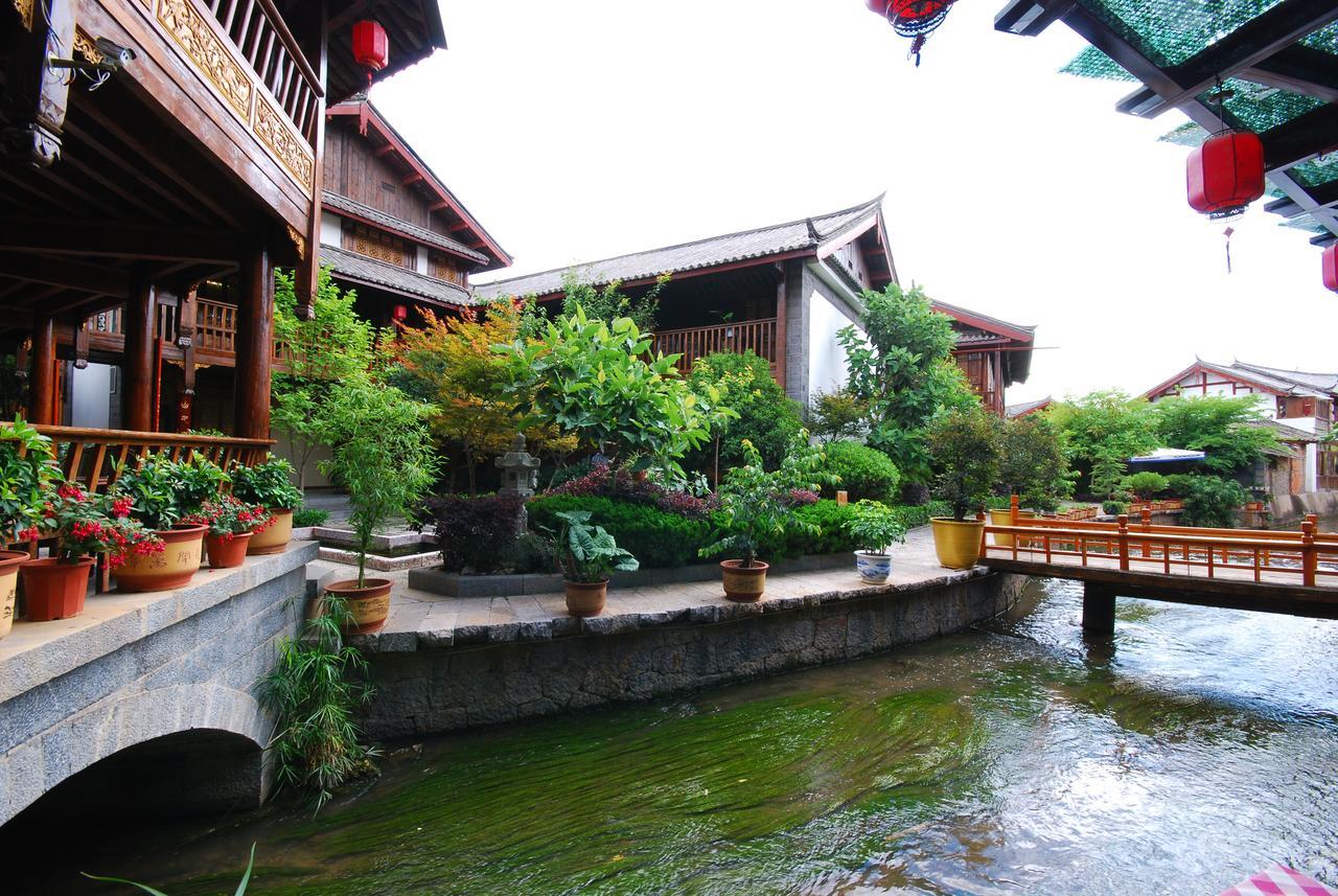 Lijiang Jinfu Hotel Buitenkant foto