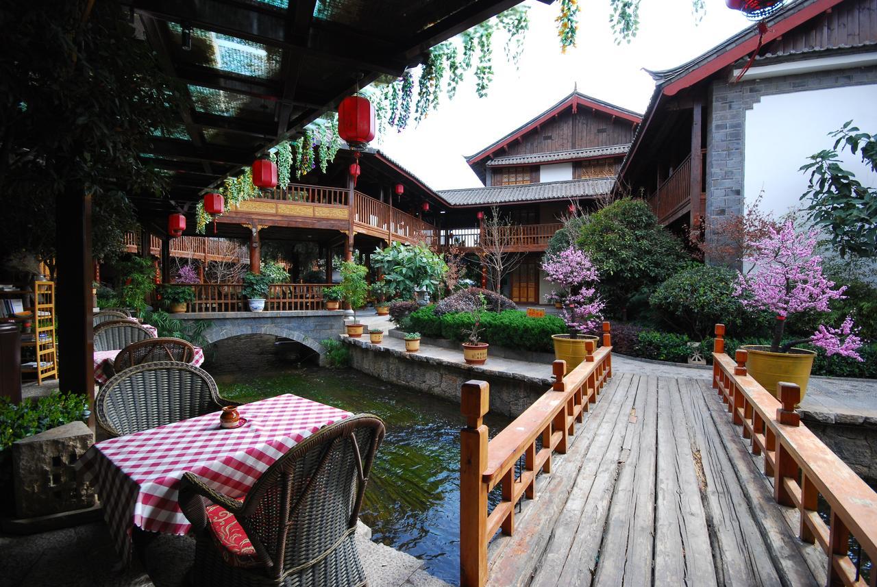 Lijiang Jinfu Hotel Buitenkant foto